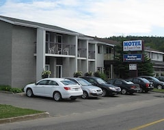 Motel de l'Anse a l'Eau (Tadoussac, Canada)
