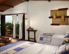 Khách sạn Hotel Red Mangrove Isabela Lodge (Puerto Villamil, Ecuador)