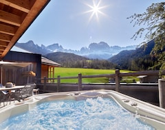 Hotel Cyprianerhof Dolomit Resort (Tiers am Rosengarten, Italy)