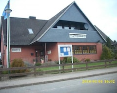 Otel Dörpshus (Lohe-Rickelshof, Almanya)
