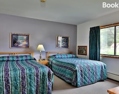 Khách sạn Cedarbrook Hotel Room W/2 Doubles 119 (Killington, Hoa Kỳ)