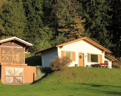 Toàn bộ căn nhà/căn hộ Original hunting lodge at 1000 meters on the edge of the wood with pool (Eberstein, Áo)
