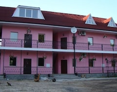 Galicky Dvir Hotel (Shatsk, Ukraine)