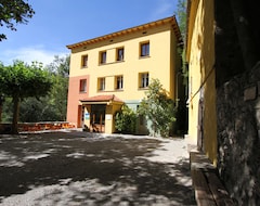 Hostel Roques Blanques (Ribes De Freser, Španjolska)