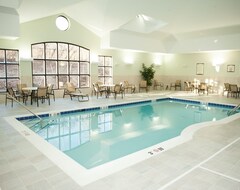 Toàn bộ căn nhà/căn hộ Air-conditioned King Studio | 24h Fitness Center, Indoor Pool + Shared Hot Tub (North Wales, Hoa Kỳ)