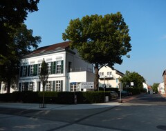 Khách sạn Hotel ZweiLinden (Meckenheim, Đức)