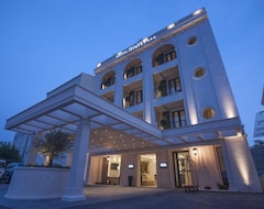 Hotel Riva (Petrovac, Crna Gora)
