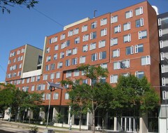 Khách sạn UNIVERSITY OF TORONTO 45 WILLCOCKS RESIDENCE (Toronto, Canada)