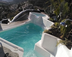 Cijela kuća/apartman Vilna House With Private Pool, Jacuzzi And Garden -Optional Pool And Jacuzzi Heating (Agaete, Španjolska)