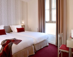 Hotel Du Manoir (Tours, France)