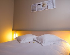 Hotel Ecluse 34 (Steinbourg, France)