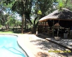 Hotel Cynthias Country Farm Stay (Broederstroom, South Africa)