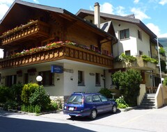Hotelli Hotel Central Restaurant (Agarn, Sveitsi)