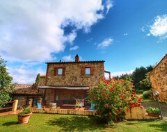 Cijela kuća/apartman Authentic Tuscan holiday home on property with stunning views (Castiglione d'Orica, Italija)