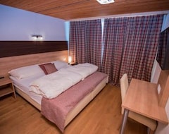 Hotel Lakeview (Niederried Interlaken, Suiza)