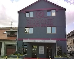Khách sạn Hotel Side One Design (Belgrade, Séc-bia)