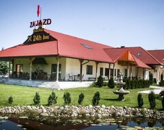 Khách sạn Zajazd Bachus (Czarnocin, Ba Lan)