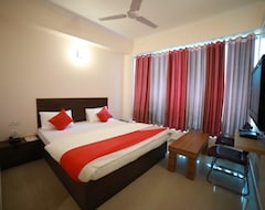 Khách sạn OYO 15561 Corporate Villa (Jammu, Ấn Độ)
