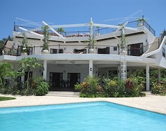Khách sạn The Granada Beach House (Boljoon, Philippines)