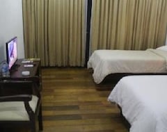 Khách sạn Mahkota Kayong Hotel Sukadana (Sukadana, Indonesia)