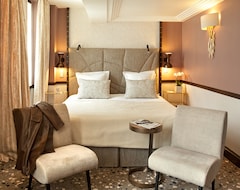 Therese Hotel (Paris, France)
