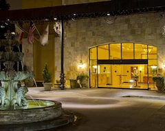 Hotel Zessa Santa Ana, A Doubletree By Hilton (Santa Ana, EE. UU.)