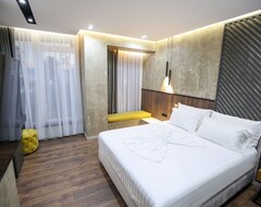 Khách sạn Ap Hotel Botique (Vlorë, Albania)