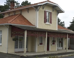 Hotel Chez Augustin (Lacanau-Ocean, Francuska)