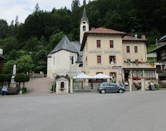 Hotel Brustolon (Val di Zoldo, Italy)