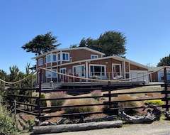 Entire House / Apartment North Coast Relaxing Get Away (Fort Bragg, USA)