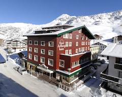Arlberghaus - Das Skihotel (Zürs, Austria)