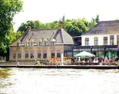 Hotel De Oude Schouw (Akkrum, Holland)