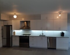 Cijela kuća/apartman Newly-renovated Zen-out Accommodations (Mississauga, Kanada)
