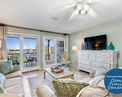 Cijela kuća/apartman Needle Rush Point G31 - Bayfront Unit With Fab Views + Private Beach Access! (Pensacola, Sjedinjene Američke Države)