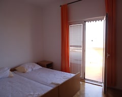 Khách sạn Apartments and rooms Nediljko (Bibinje, Croatia)