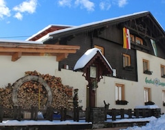 Hotel Gasthof Luggau (Lesachtal, Austria)