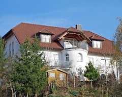 Otel FeWo GardemView Apartments by Bad Kissingen (Nüdlingen, Almanya)