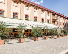Hunor Hotel es Etterem (Vásárosnamény, Hungary)