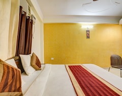 Khách sạn Cosy Tree Homes Sector 62 (Noida, Ấn Độ)