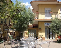 Khách sạn Villa Elle (Loano, Ý)