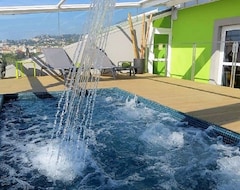 Hotel Riva Art & Spa (Menton, Fransa)