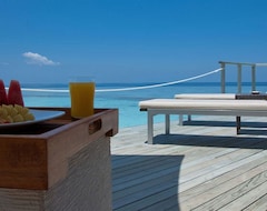 Hotel Vakarufalhi Resort (Sur de Ari Atoll, Islas Maldivas)