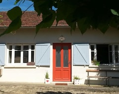 Toàn bộ căn nhà/căn hộ Renovated Studio Between Mâconnais And Beaujolais (Cormoranche-sur-Saône, Pháp)