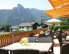 Khách sạn Hotel ARNIKA Garni (Oberammergau, Đức)