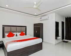 Khách sạn Capital O 26941 Hotel Palm International (Hyderabad, Ấn Độ)