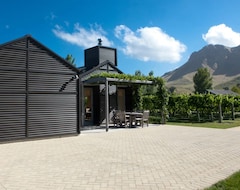 Hotel Craggy Range Luxury Vineyard Retreat (Havelock North, Novi Zeland)