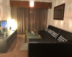 Koko talo/asunto Nice And Large Apartment 4 Room (Valencia, Espanja)