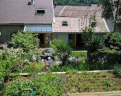 Hotelli Bed And Breakfast 9 Km From Saint-claude In The Jura Mountains (Saint-Claude, Ranska)