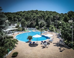 Otel Santa Lucia (Santa Cesarea Terme, İtalya)