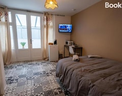 Cijela kuća/apartman Studio Balneo Wifi Netflix 32m2 Suitehome Lanester (Lanester, Francuska)